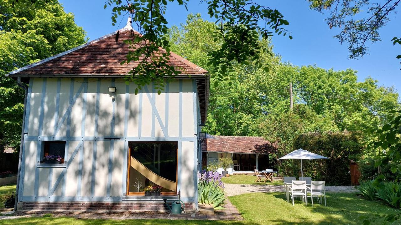 Domaine Du Carouge Hotell Lirey Exteriör bild