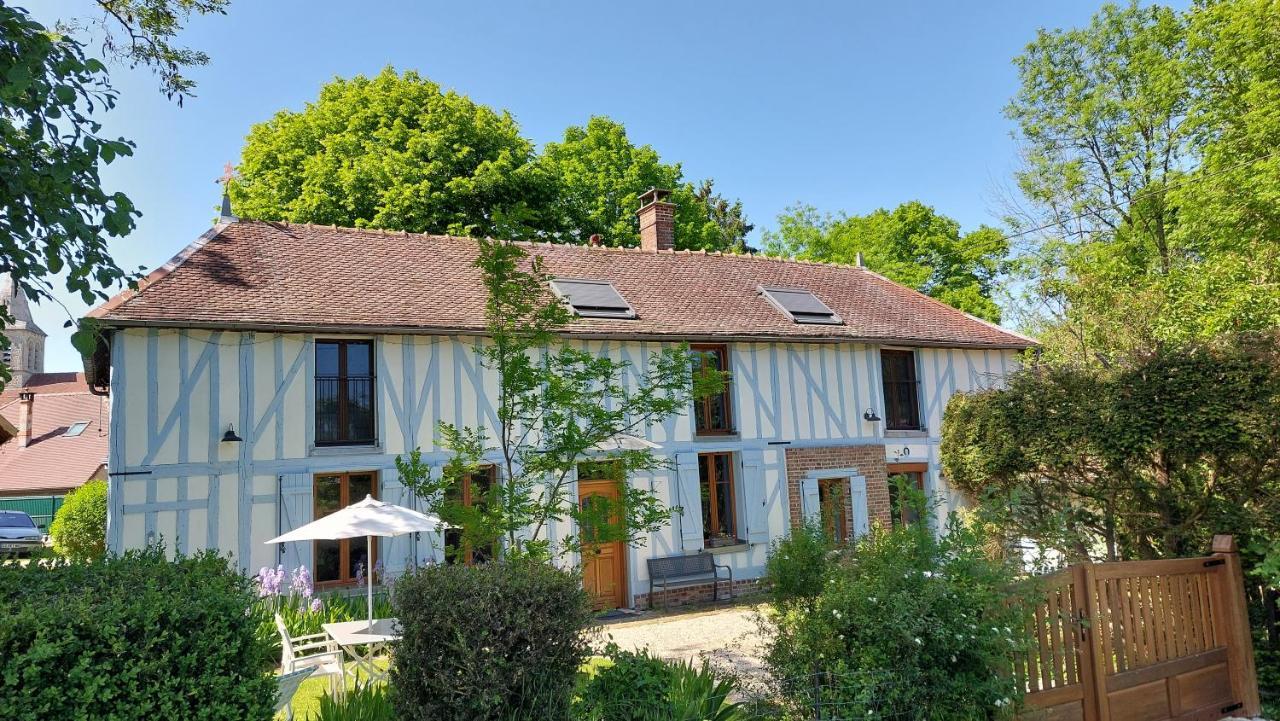 Domaine Du Carouge Hotell Lirey Exteriör bild